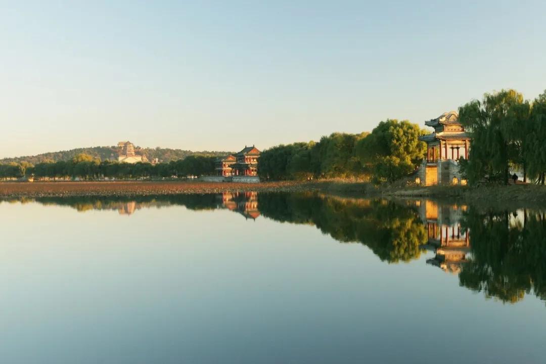 夕阳下的彩虹丶